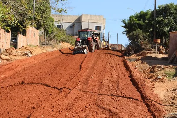 Prefeitura inicia obras para a pavimentação da rua José Sarney