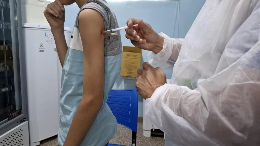 Vacina contra a dengue está disponível em Porto Velho para pessoas de 10 a 14 anos