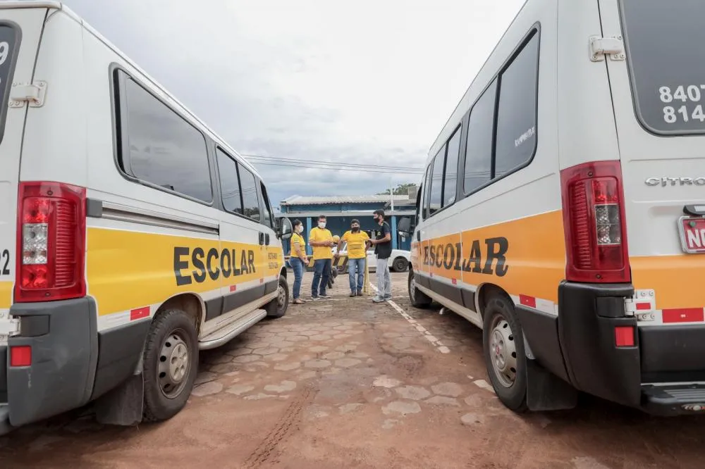 Motoristas que prestam serviço de transporte escolar devem solicitar autorização municipal