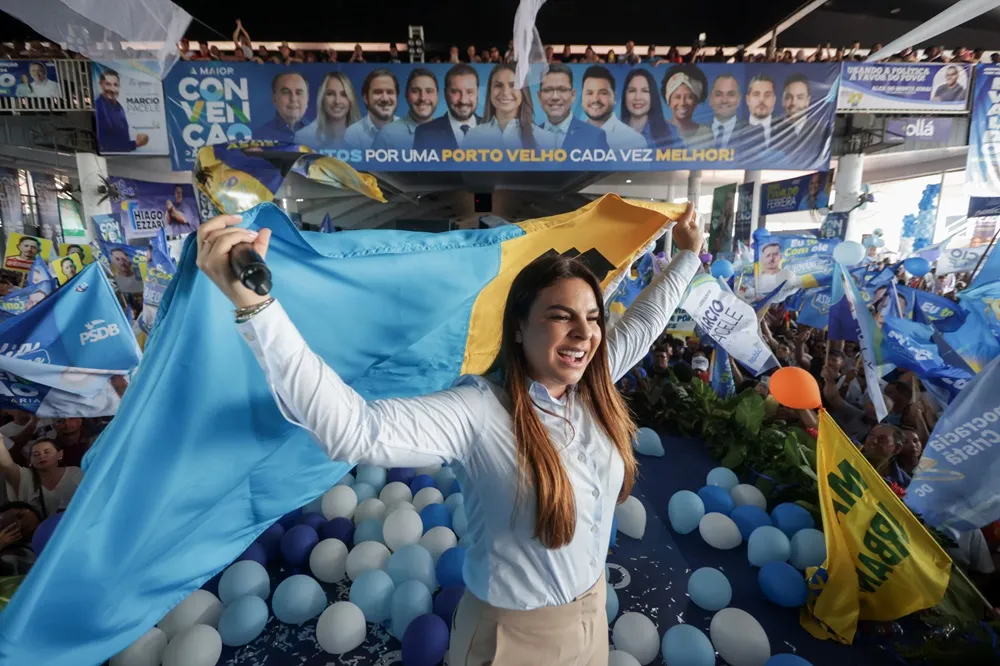 Mariana Carvalho recebe elogios de colunista político: “largou na frente”, destaca o jornalista