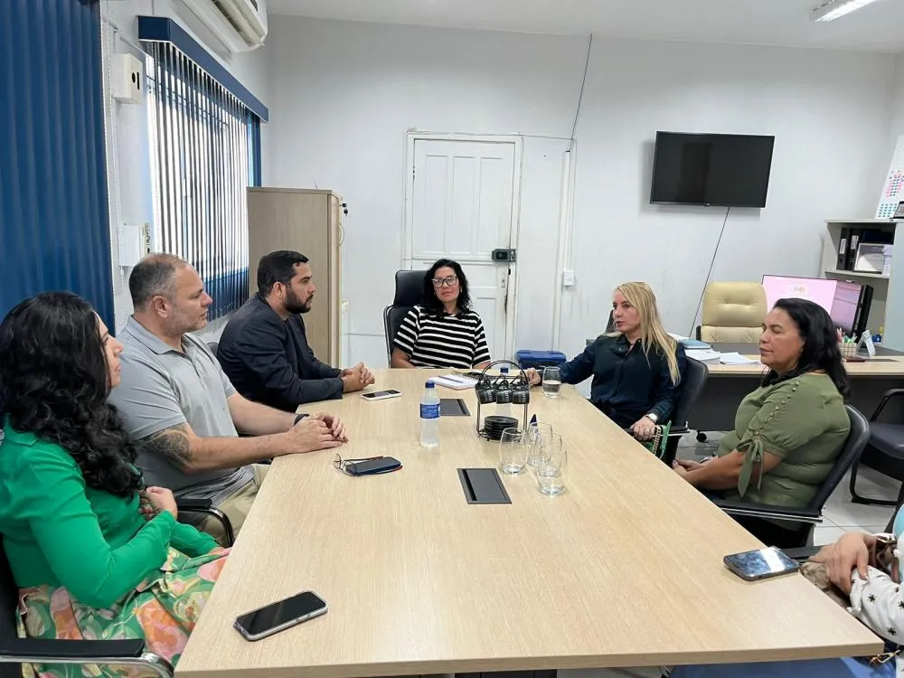 Ieda Chaves garante recurso à compra de berços aquecidos para a UTI Neonatal do Hospital de Base