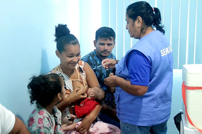 Vacina contra a gripe para grupos prioritários já está disponível nas unidades de saúde, em Porto Velho