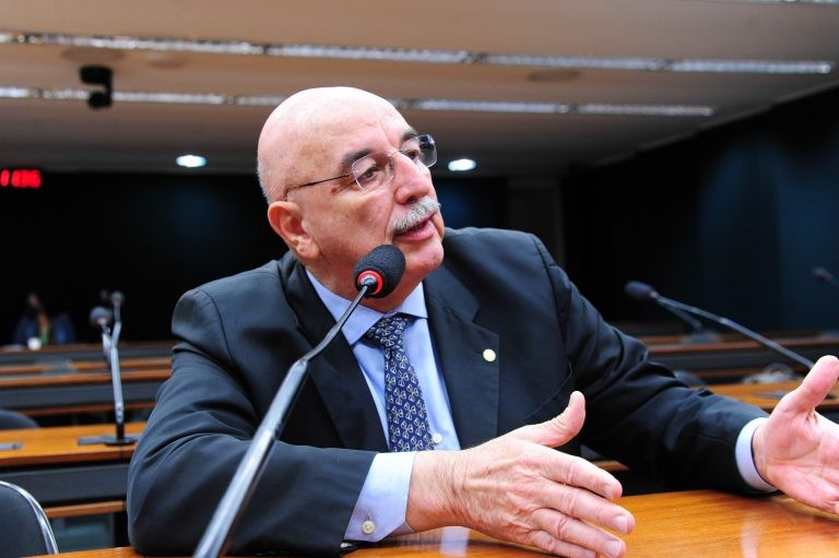 Projeto exige que SUS disponibilize medicamentos para pacientes operados de cirurgia bariátrica