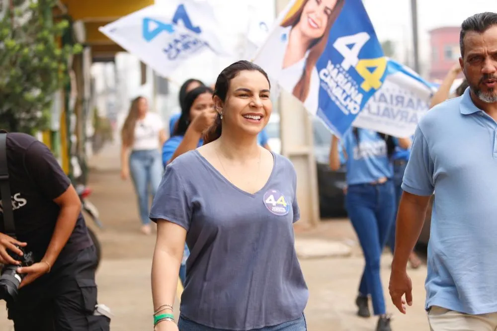 Com larga vantagem, Mariana Carvalho lidera primeira pesquisa do segundo turno