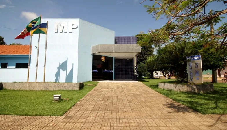 MPRO busca soluções para falta de livros nas escolas de Costa Marques