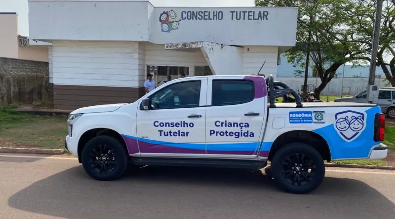 Conselho Tutelar de Rolim de Moura é contemplado com caminhonete do programa Criança Protegida