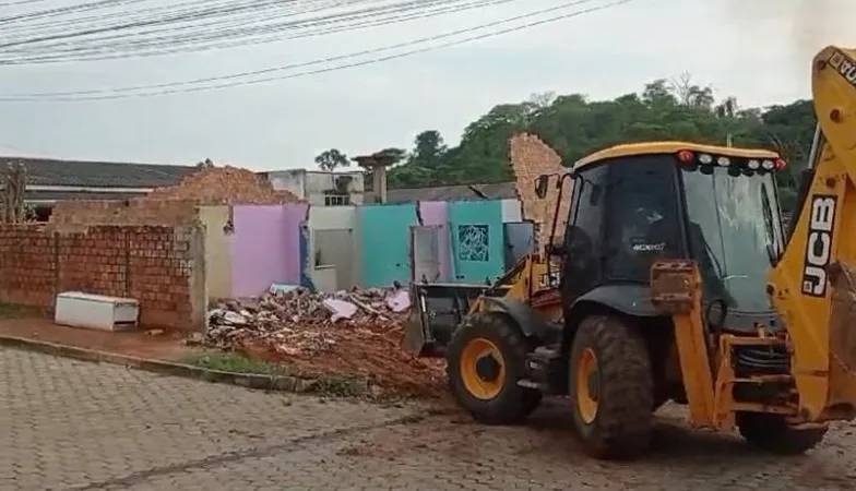 Ministério Público obtém decisão judicial para demolição de casa utilizada para prática de crimes 