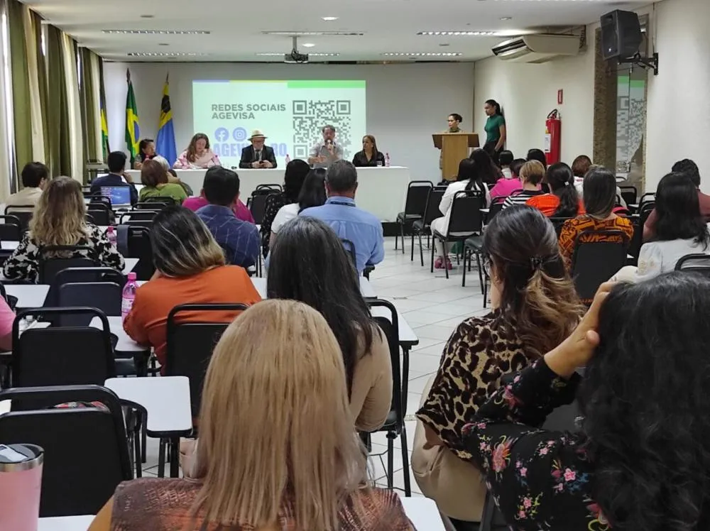 Profissionais da saúde são capacitados para aprimorar vigilância em doenças respiratórias, em Porto Velho