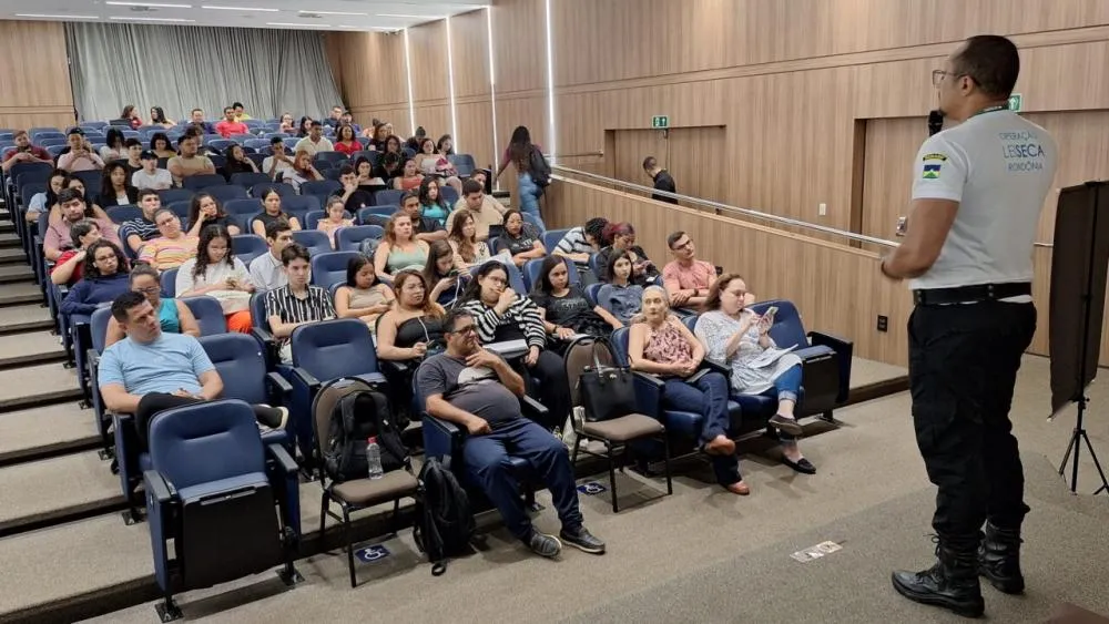 Memória às Vítimas de Acidentes de Trânsito é tema da palestra a alunos de Direito e Enfermagem