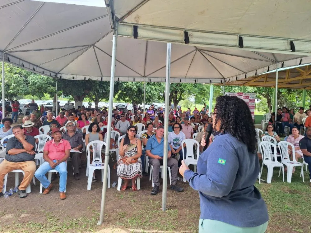 Ordem de serviço que vai beneficiar mais de 400 famílias rurais em Ji-Paraná é assinada