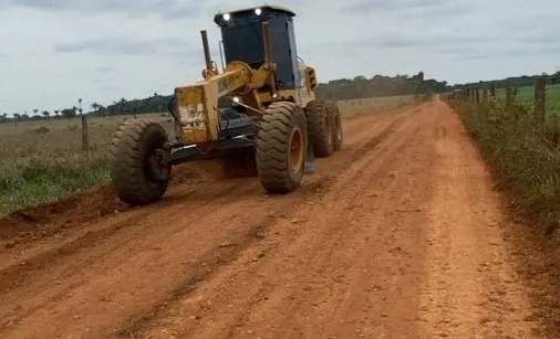 Prefeitura de Porto Velho recupera linhas rurais no setor chacareiro ao longo da estrada 28 de Novembro