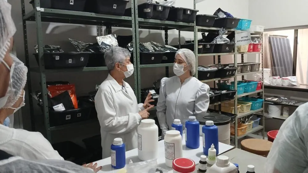 Prefeitura capacita fiscais da vigilância para garantir segurança em farmácias de manipulação e gases medicinais em Porto Velho