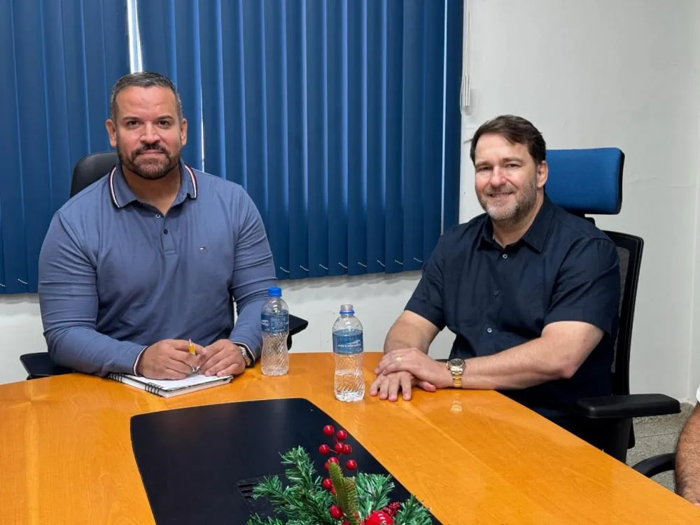 Deputado Alex Redano discute CNH Social com diretor do DETRAN