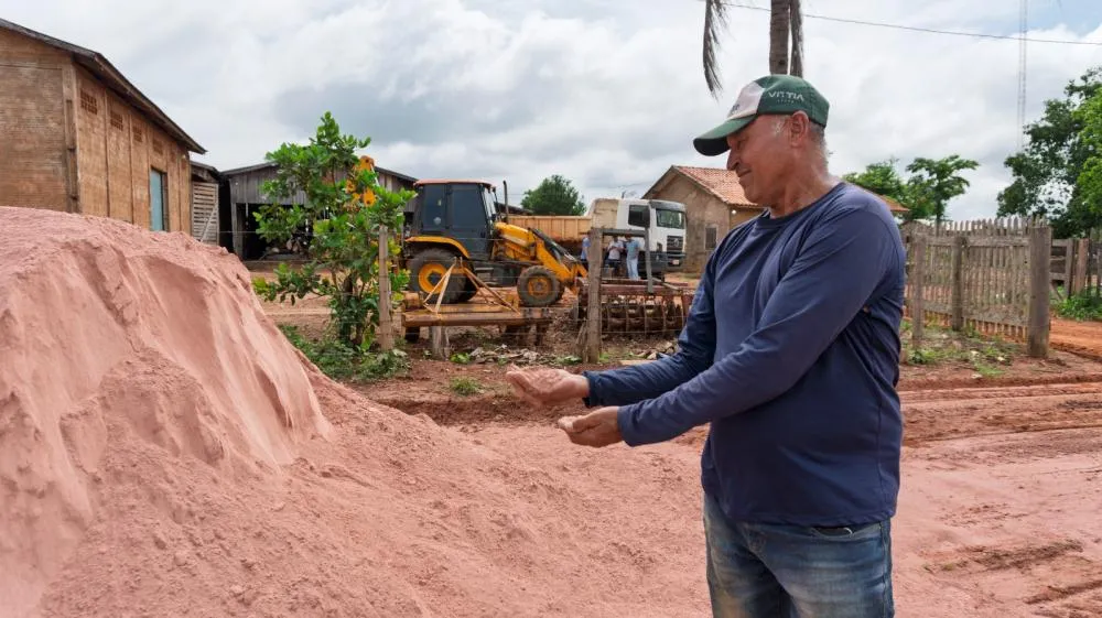 Produtores rurais de Cacoal e Machadinho recebem calcário