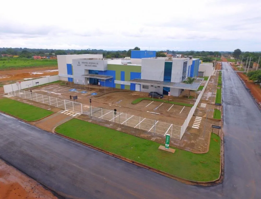 Governo de RO conclui 400 metros de pavimentação asfáltica em Guajará-Mirim