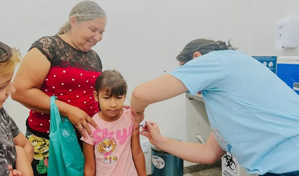 Mais de mil pessoas são imunizadas no Dia D de Vacinação contra a Gripe em Vilhena