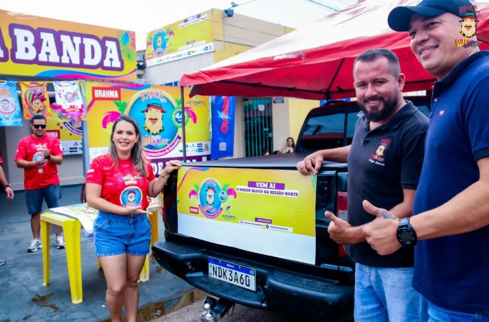 Banda do Vai Quem Quer anuncia mega adesivaço para o próximo sábado, 8