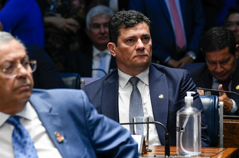 Senadores tentam desarquivar projeto sobre prisão em segunda instância
