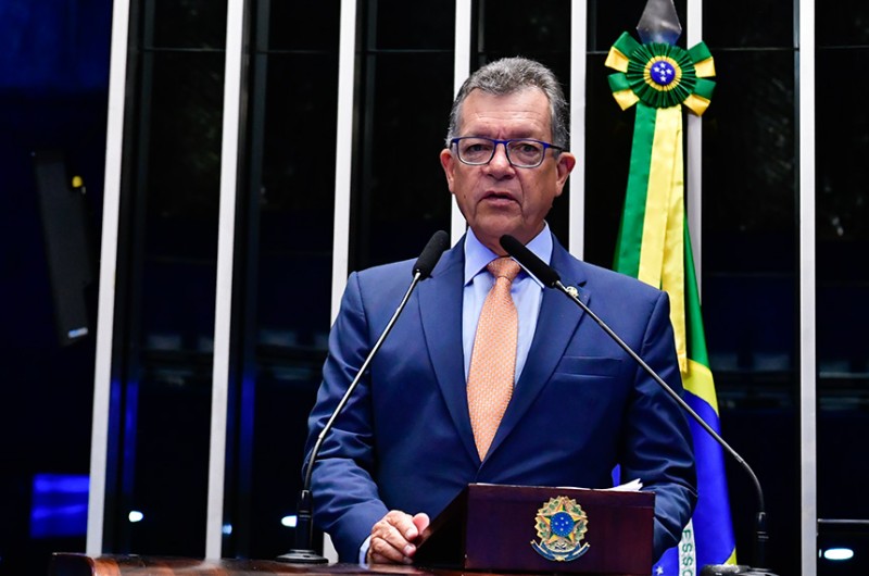 Laércio Oliveira destaca projeto para incentivar setor de fertilizantes