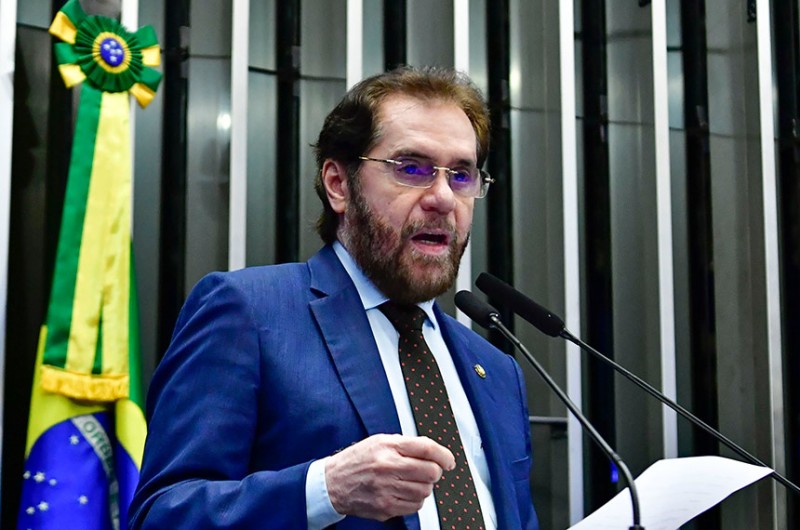 Plinio Valério condena campanha de boicote contra a imprensa