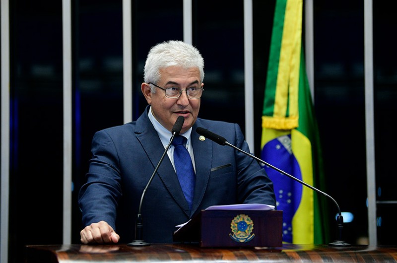 Astronauta Marcos Pontes manifesta preocupação com a gripe aviária