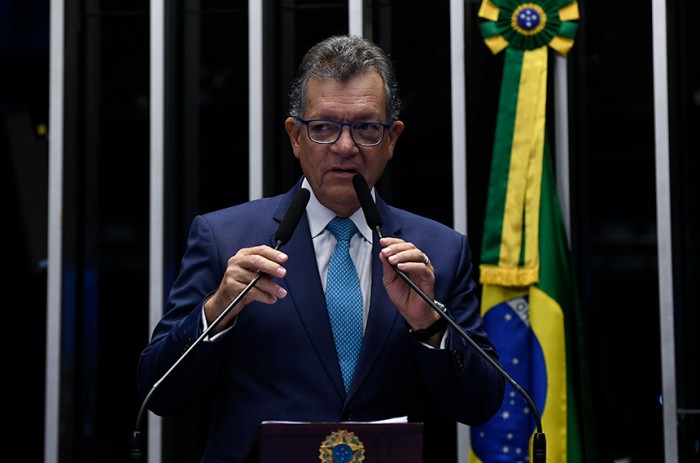 Laércio quer redirecionar recursos de projetos não executados em educação