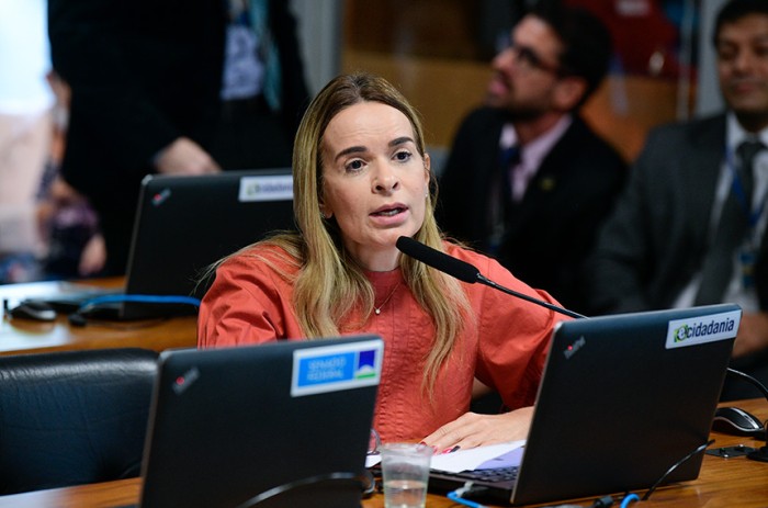 CCT vota atendimento telefônico especializado a pessoa com deficiência