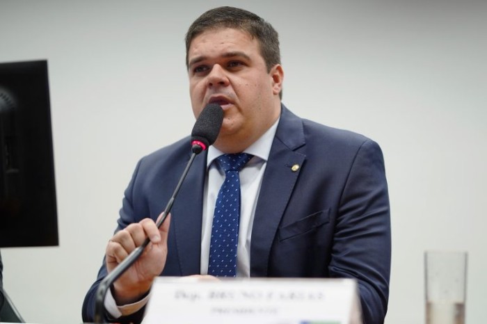 Bruno Farias presidirá a recém-criada Comissão de Administração e Serviço Público