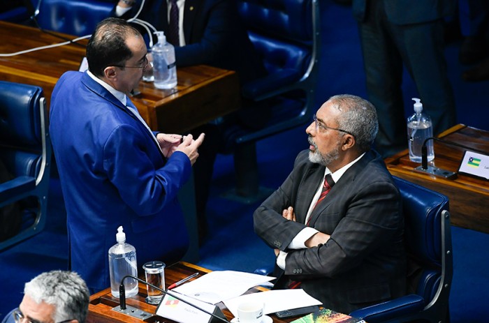 Aprovada inclusão de dados sobre raça em documentos trabalhistas