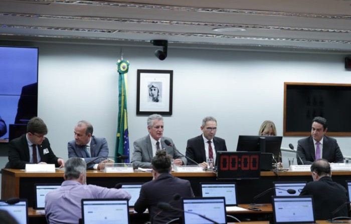 Em meio a relatos dramáticos, ministério prepara estudos sobre a saúde em Mariana e Brumadinho