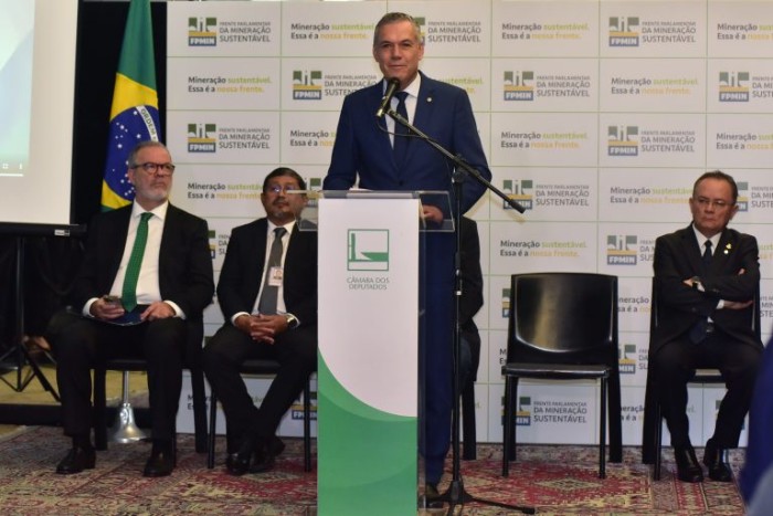 Frente Parlamentar da Mineração Sustentável é instalada no Congresso Nacional