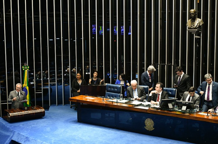 Líderes pedem retorno imediato das comissões mistas de MPs