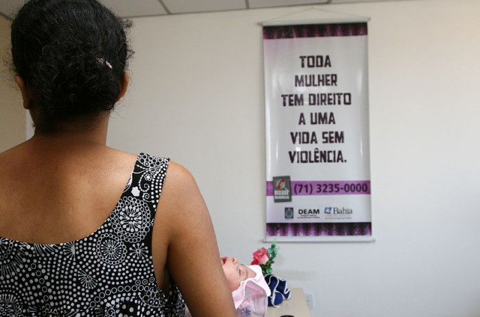 Violência política contra a mulher será tema de audiência da CDH