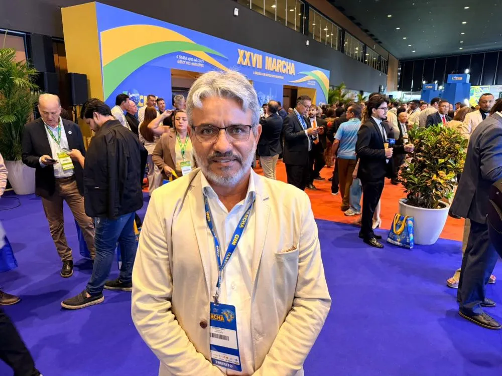 Em sua segunda participação na Marcha dos Prefeitos, Sinésio José, de Cerejeiras, destaca melhorias na estrutura e apoio da AROM