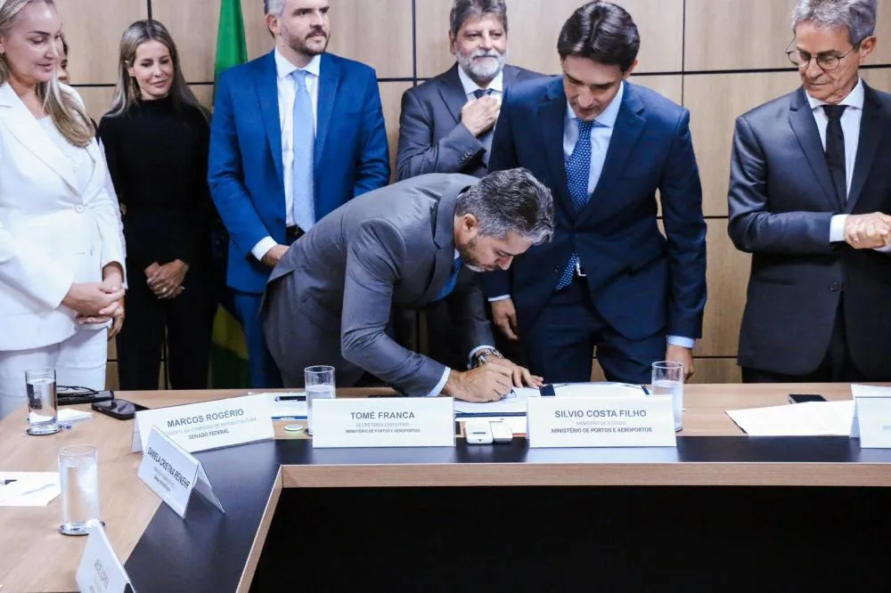 Marcos Rogério coloca novo terminal de Ji-Paraná na rota da entrega