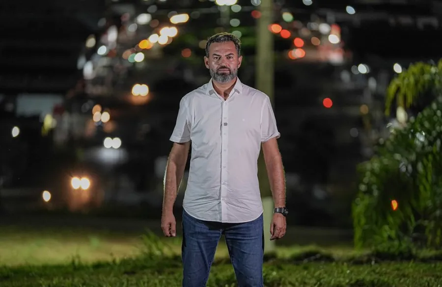 Justiça reconhece ilegalidade processual e Bruno Bolsonaro Scheid mantém identificação política