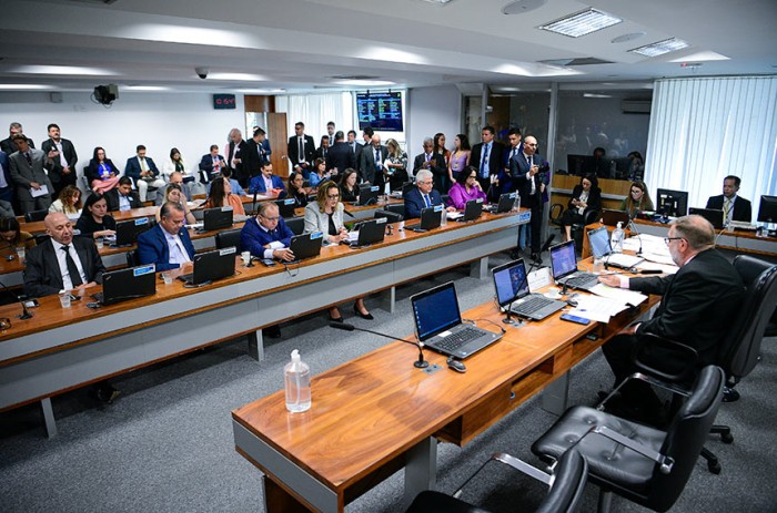 CE pode votar criação de semana para conscientizar sobre doenças raras