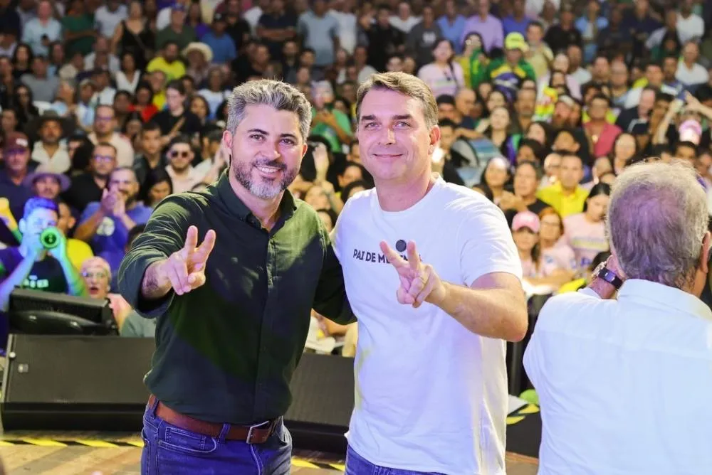 Rondônia dá o recado: Marcos Rogério e Flávio Bolsonaro lideram pesquisa Real Time Big Data