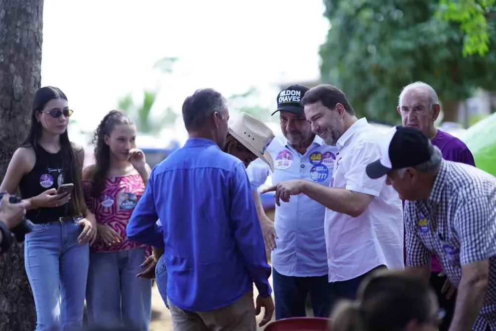 Alex Redano percorre municípios e reforça presença junto à população em agenda de fim de semana