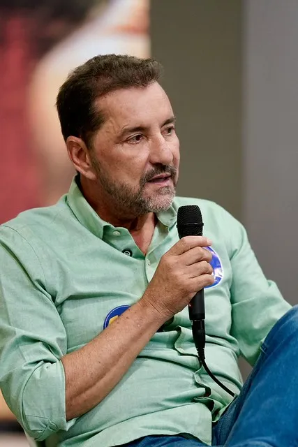 Hildon assume compromisso de entregar novo João Paulo II em dois anos e meio
