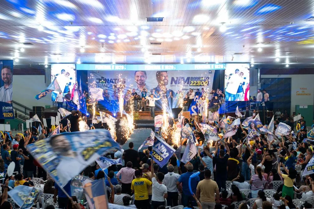 Com o Vera Cruz lotado, Jônatas França e Nim Barroso lançam candidaturas em Ji-Paraná
