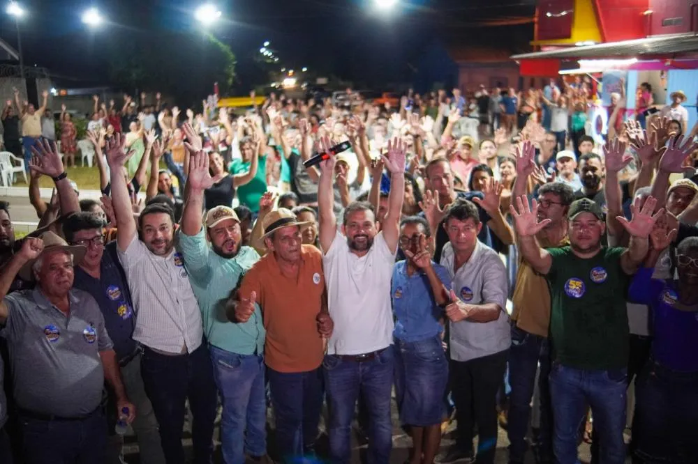 Em Alvorada do Oeste, Laerte Gomes reúne lideranças e reforça compromisso com o município