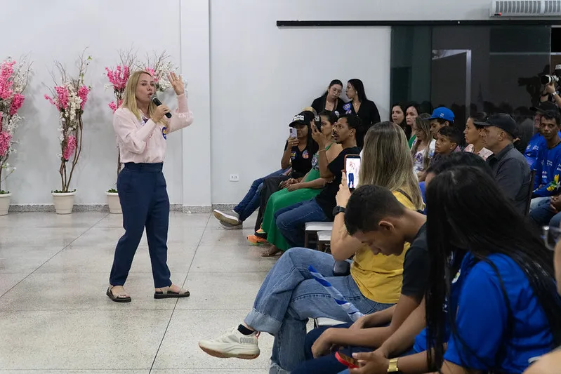 “Quero continuar trabalhando em defesa das mulheres, crianças e animais”, diz Ieda Chaves durante agenda no Vale do Jamari