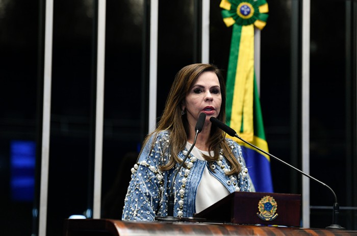 Dorinha celebra aprovação de projeto que viabiliza piso da enfermagem