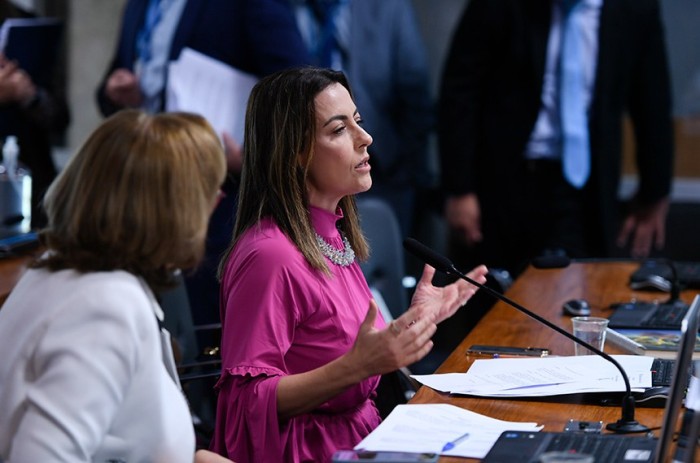 Licença-maternidade de 120 dias para atletas é aprovada na CAS