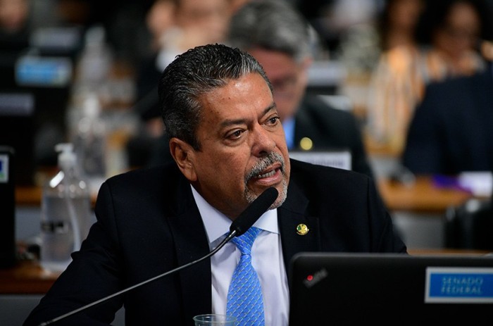 'Outubrinho Rosa' e 'Novembrinho Azul' estão na pauta da CAS na quarta