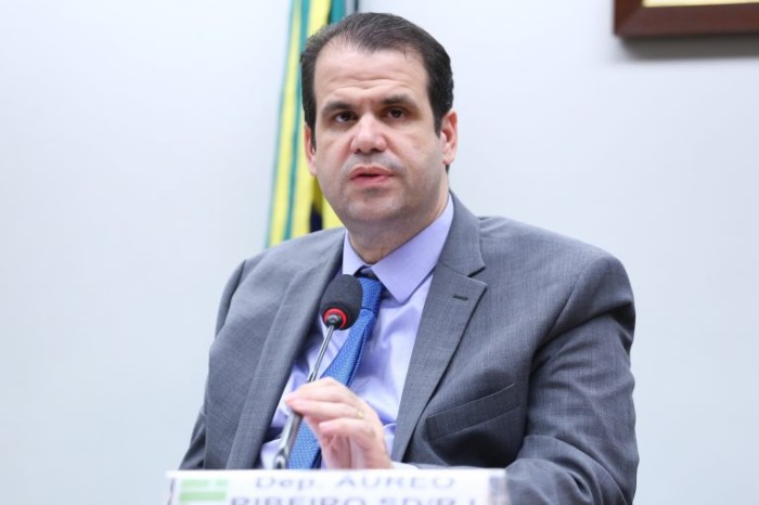CCJ aprova presença de serviço social em hospitais públicos