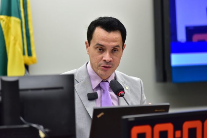 Participantes de audiência pública defendem distribuição pelo SUS de medicamentos à base de canabidiol